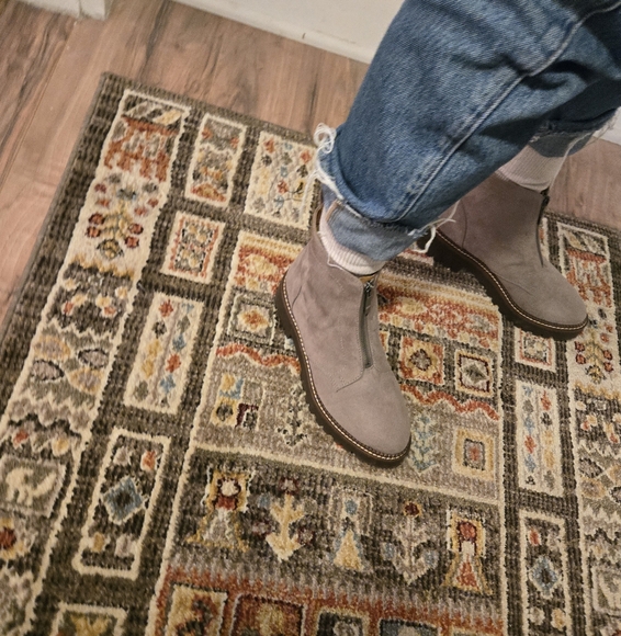 NEW Brown Tan Suede Zip Up Chelsea Lug Boot -- Size 6.5 - Picture 15 of 16